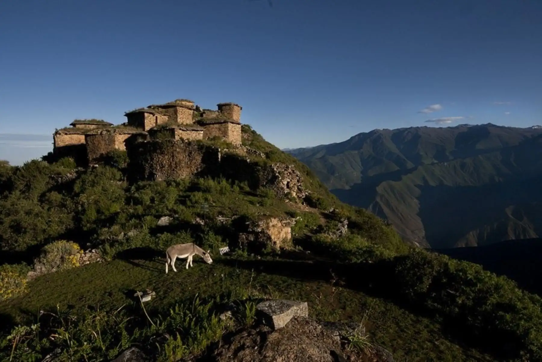Gobierno promocionará como destino turístico al santuario arqueológico de Rúpac, ubicado en la sierra de la provincia limeña de Huaral, afirmó el ministro de Comercio Exterior y Turismo, Roberto Sánchez. Foto: ANDINA/difusión.