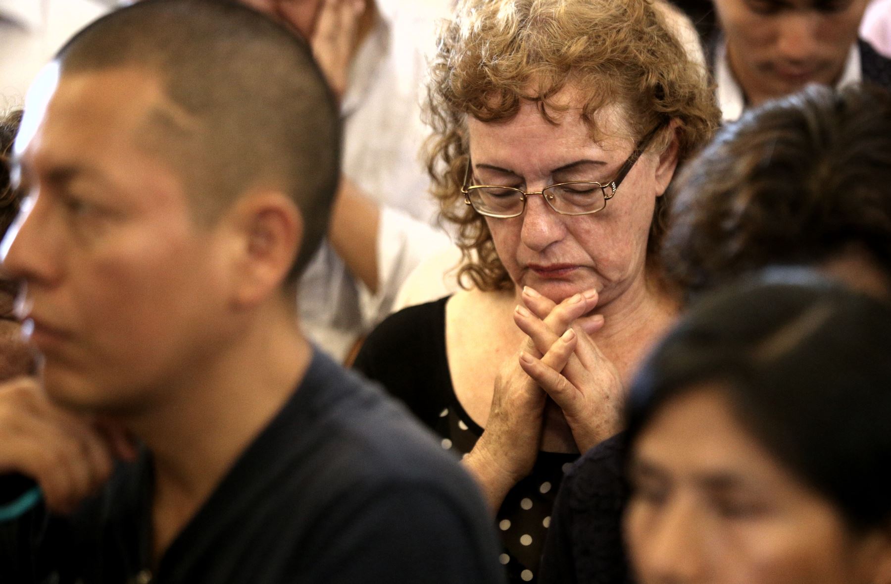 LIMA,PERÚ-ABRIL 13. Fieles recorren iglesias por Semana Santa.Foto:ANDINA/Oscar Farje Gomero.