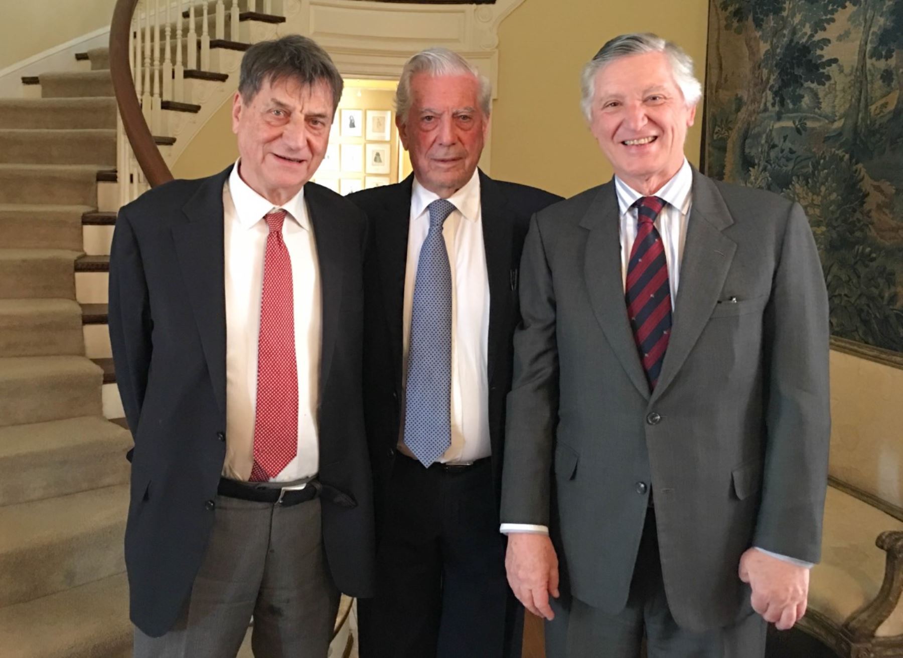 Peruvian Ambassador Carlos Pareja meets with writer Mario Vargas Llosa in D.C.