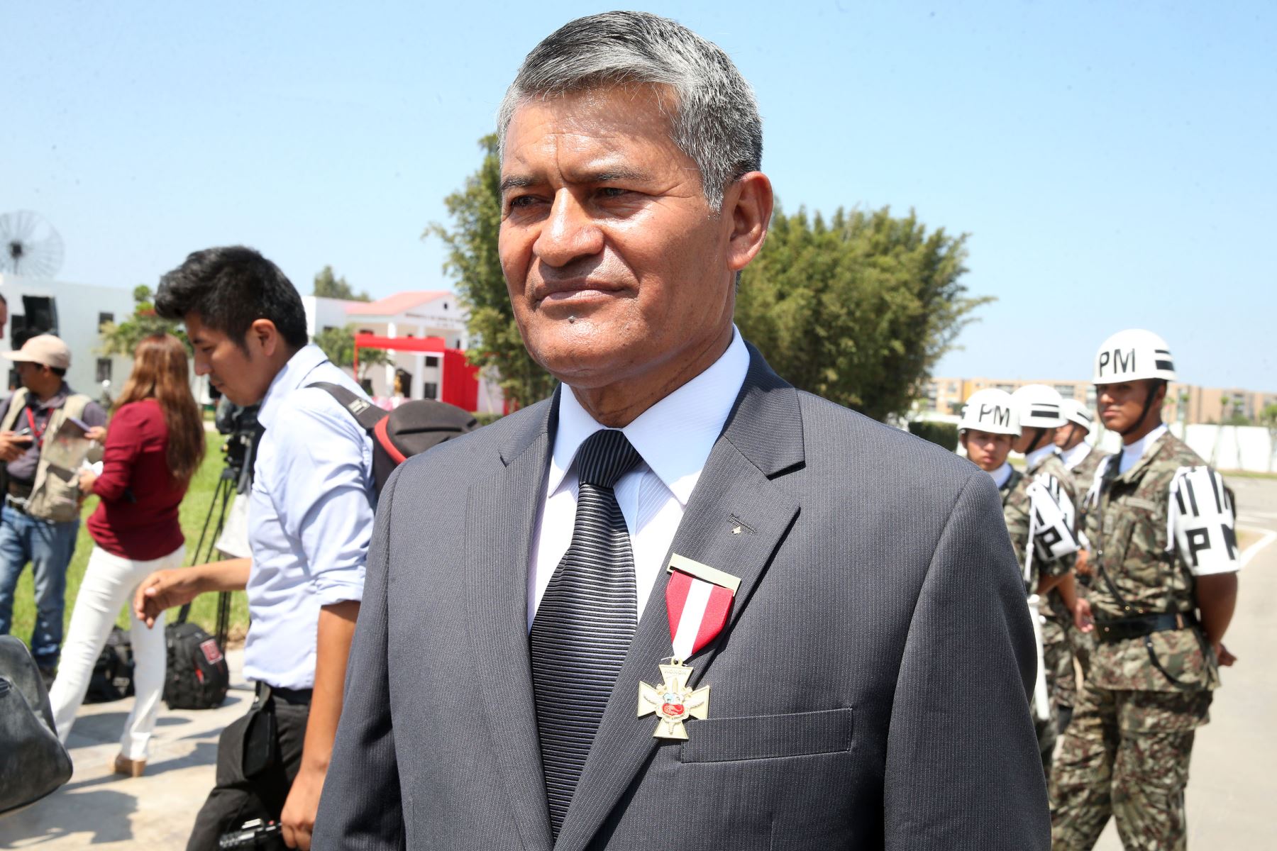 Nombran a Leonel Cabrera Pino como viceministro de Políticas para la Defensa