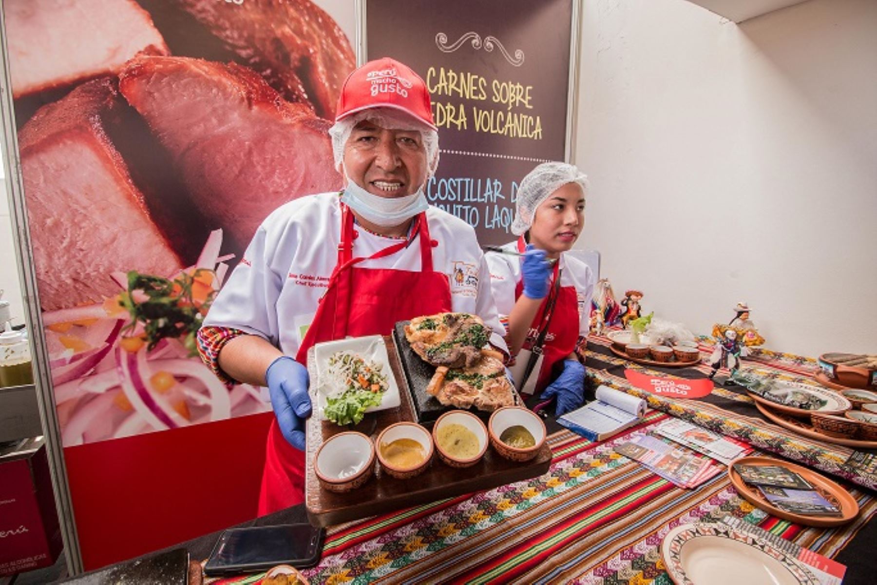 Tacna celebra hasta hoy la fiesta gastronómica Perú, mucho gusto.