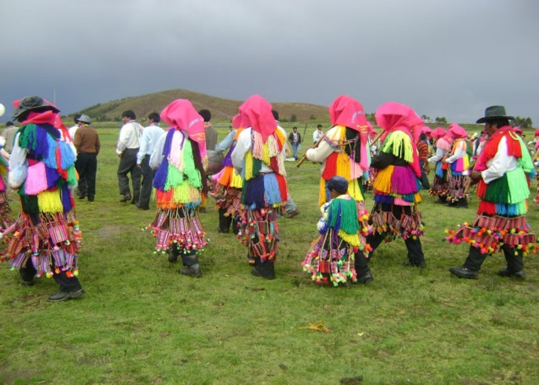 Declaran Patrimonio Cultural de la Nación al Carnaval de Arapa en Puno. Foto: https://resenasdanzasperu.blogspot.pe
