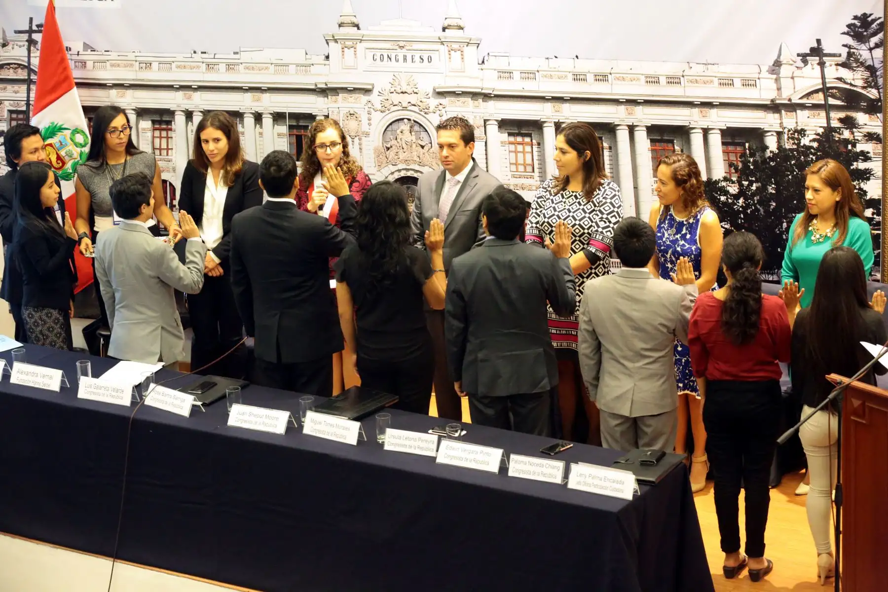 Juramentación del Parlamento Joven.