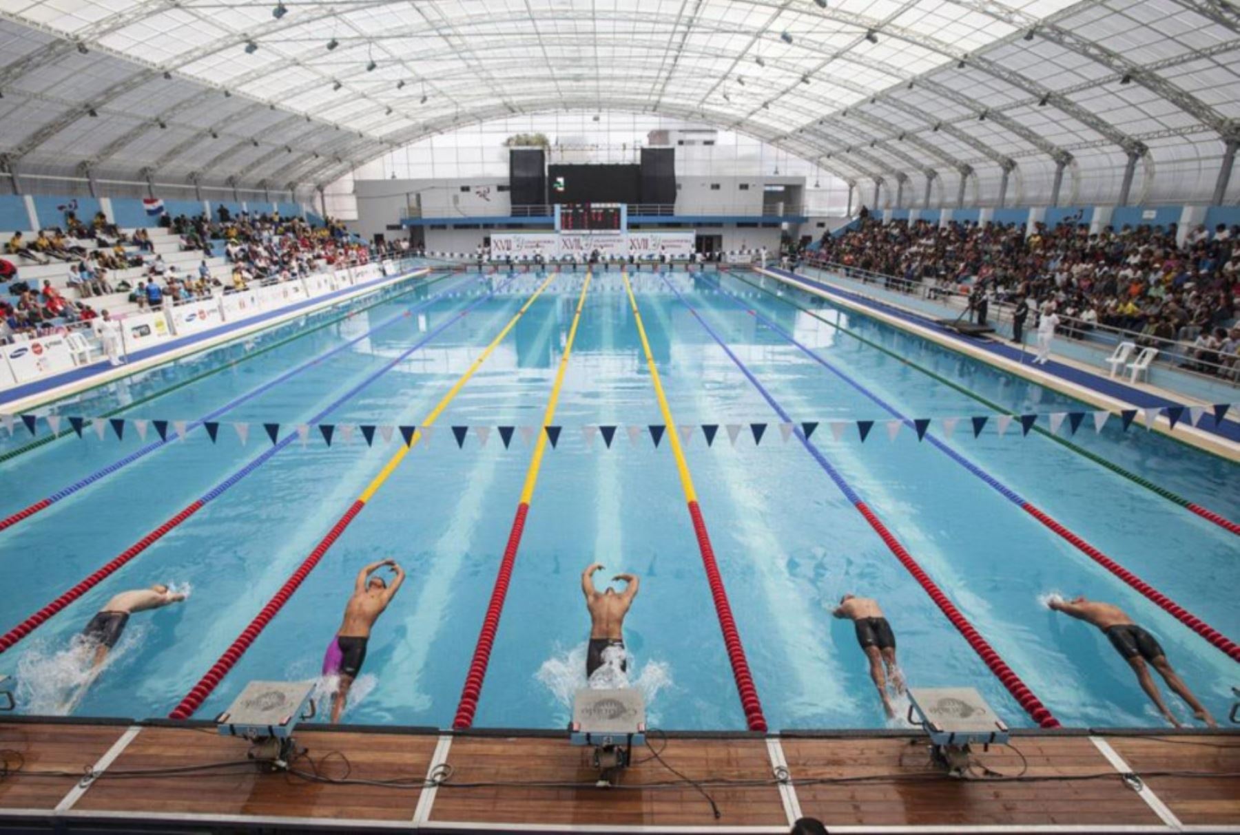 Nadadores del país y del extranjero buscarán clasificar a los mundiales de la disciplina
