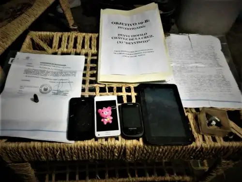 Se pudo determinar que los falsos taxistas se dedicaban también al servicio de colectivo, lo que habría sido aprovechado para asaltar a los pasajeros que tomaban sus servicios en diferentes puntos de la ciudad.