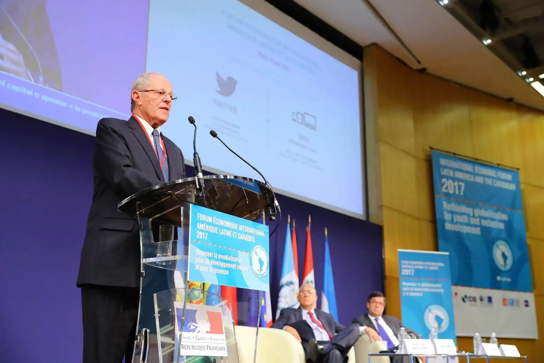 El presidente de la República, Pedro Pablo Kuczynski, participa en el Foro Económico Internacional de América Latina y el Caribe en París. Foto: ANDINA/ Prensa Presidencia