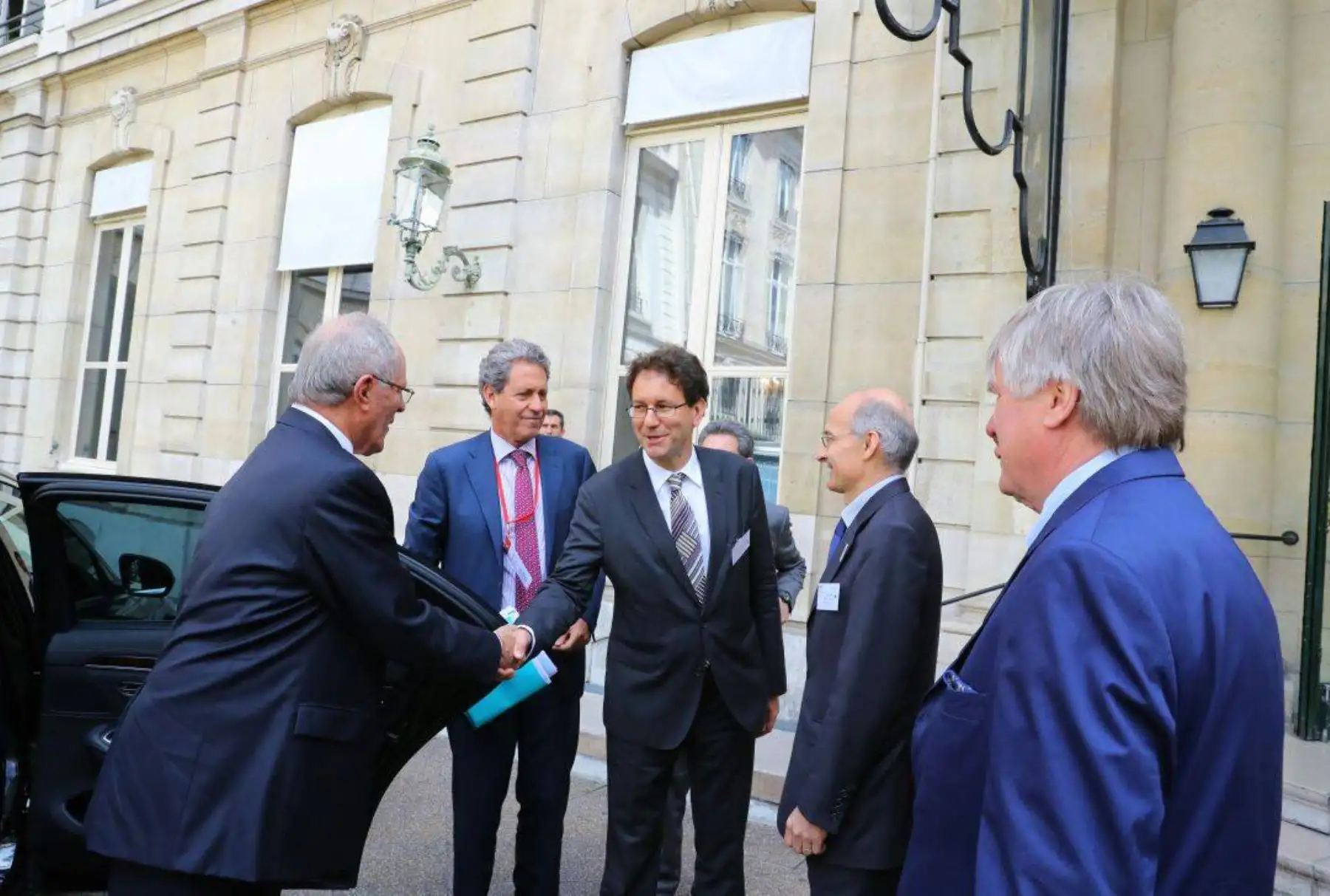El presidente de la República Pedro Pablo Kuczynski,mantuvo reunión con empresarios del Movimiento de Empresas de Francia (Medef), en el Cercle de l´Union Interalliée de París. Foto: ANDINA/ Prensa Presidencia