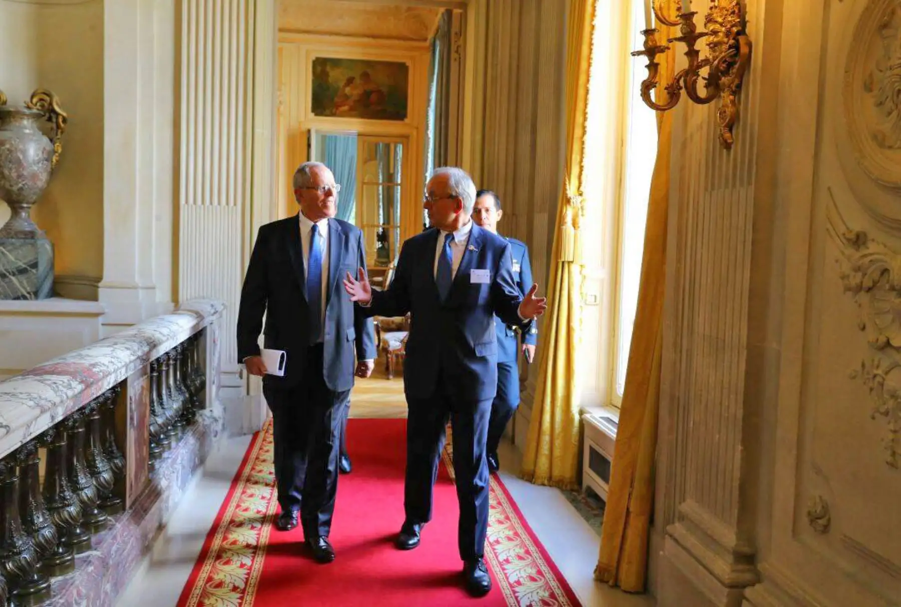 El presidente de la República Pedro Pablo Kuczynski,mantuvo reunión con empresarios del Movimiento de Empresas de Francia (Medef), en el Cercle de l´Union Interalliée de París. Foto: ANDINA/ Prensa Presidencia