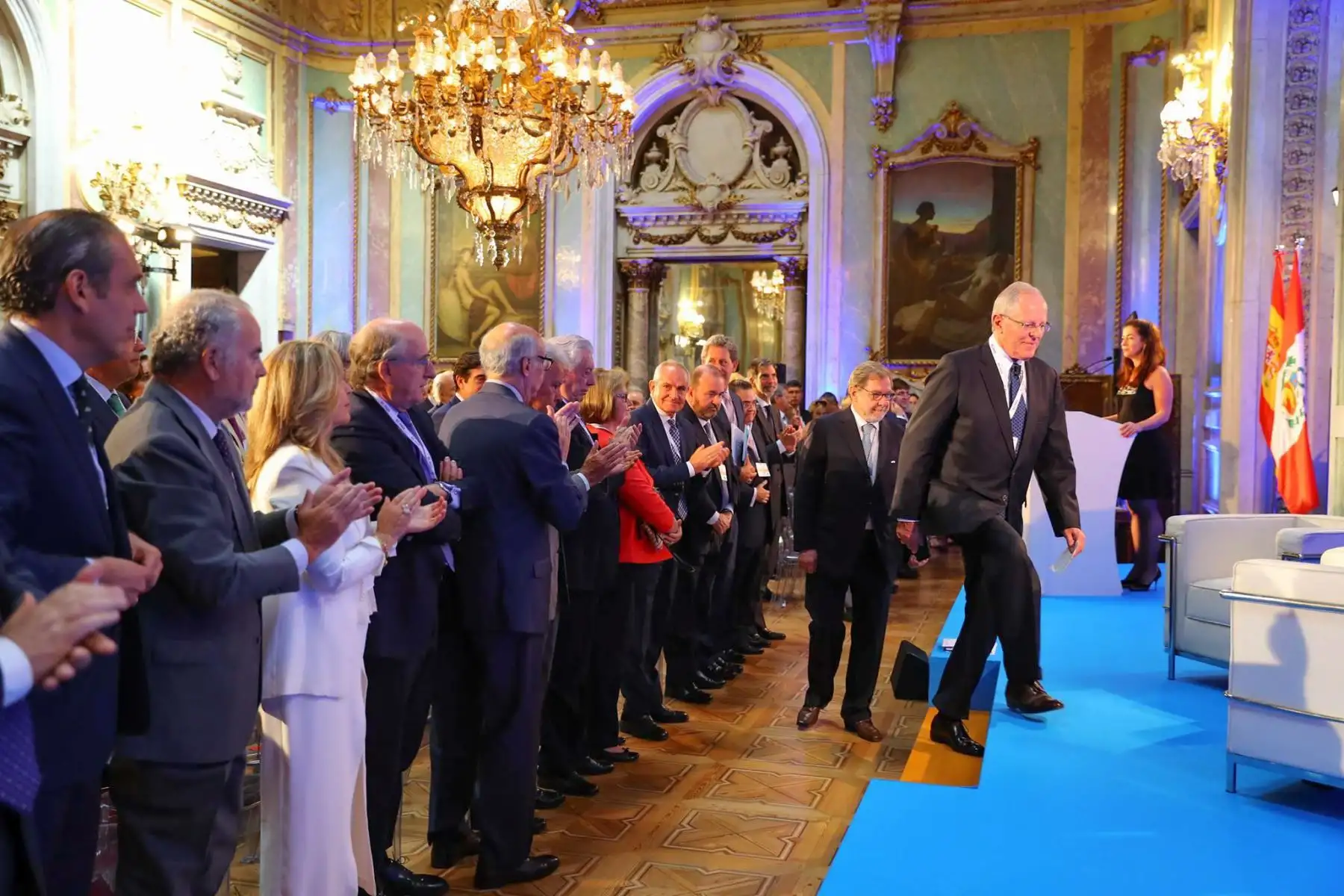 El jefe del Estado, Pedro Pablo Kuczynski, participa del foro “El Perú del Futuro”, organizado por el Grupo Prisa, en Madrid. Foto: ANDINA/ Andres Valle - Presidencia