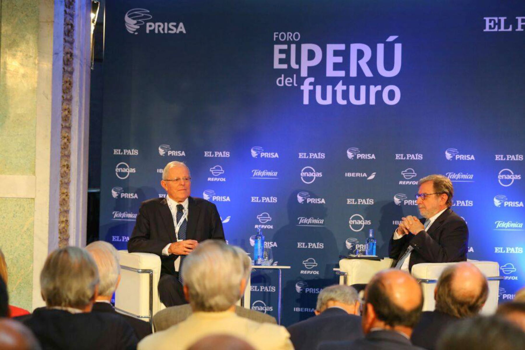 El jefe del Estado, Pedro Pablo Kuczynski, participa del foro “El Perú del Futuro”, organizado por el Grupo Prisa, en Madrid. Foto: ANDINA/ Andres Valle - Presidencia