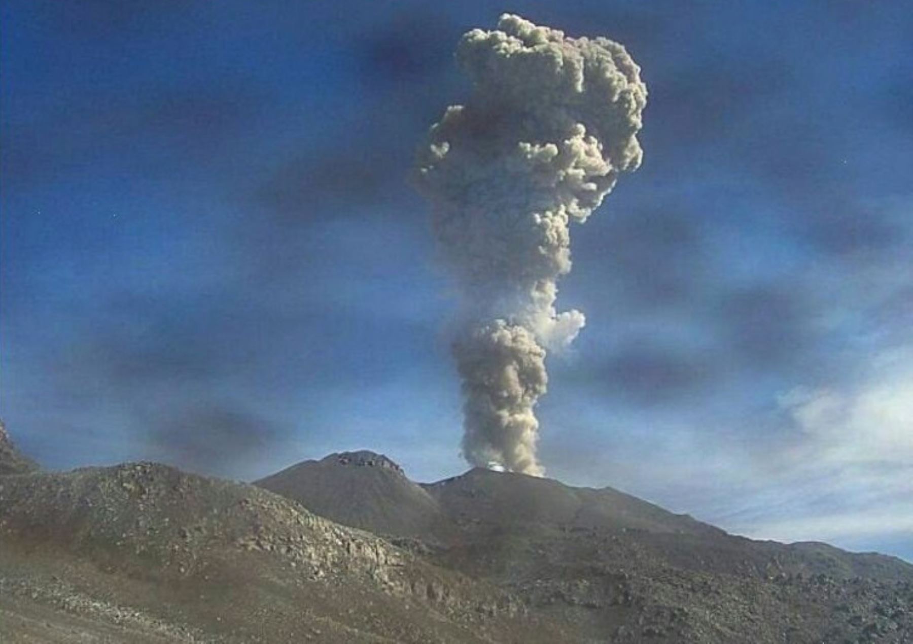 En el área de influencia del volcán Sabancaya se tiene población e infraestructura vulnerable ANDINA/archivo