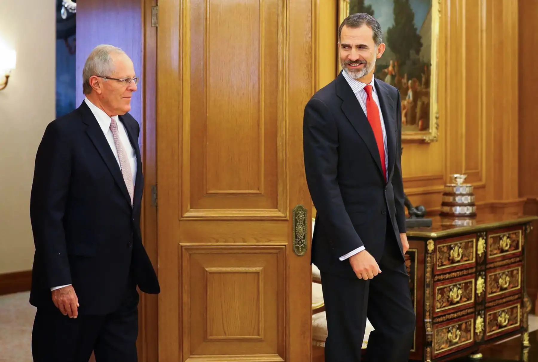 El jefe del Estado, Pedro Pablo Kuczynski, se reúne con el rey Felipe VI en el Palacio de la Zarzuela, en el marco de la visita oficial que cumple en España. Foto: ANDINA/ Andres Valle - Presidencia