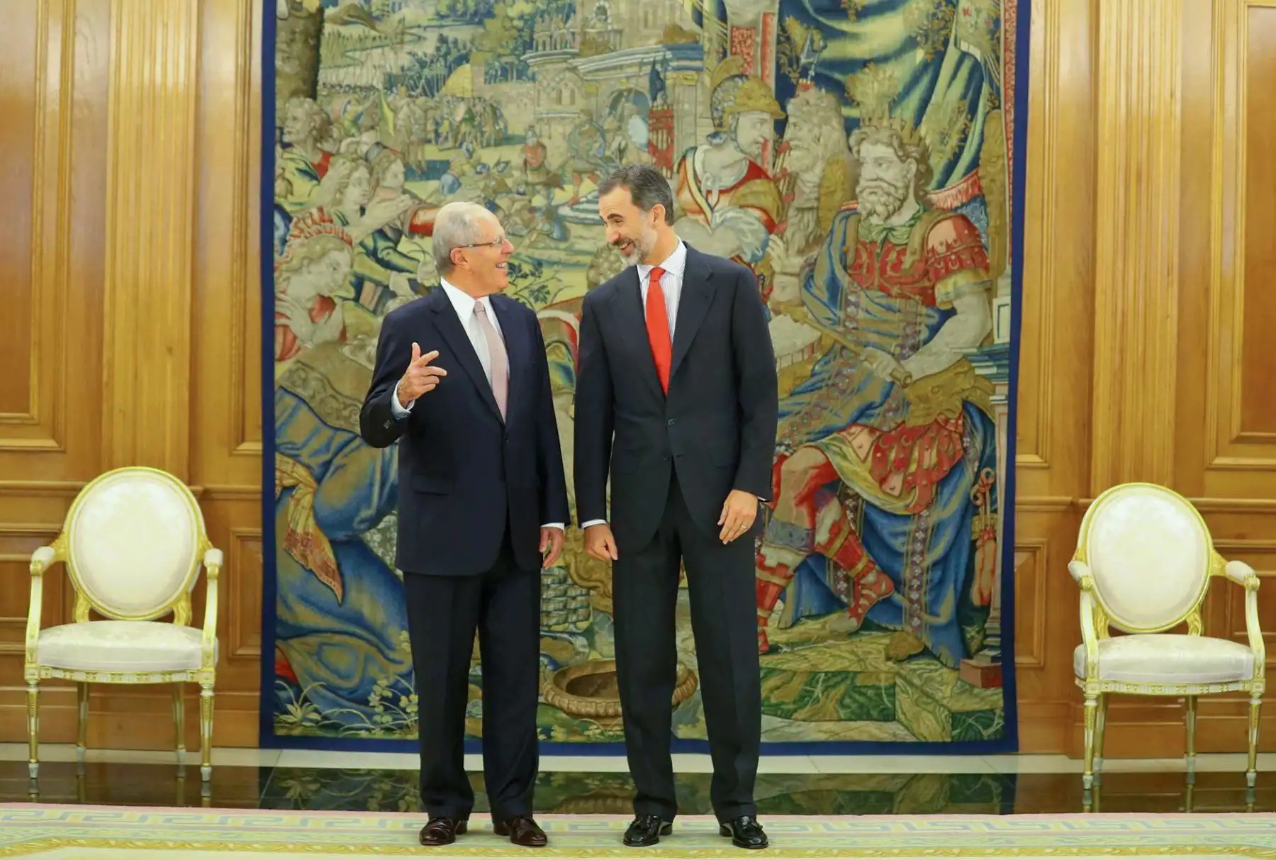 El jefe del Estado, Pedro Pablo Kuczynski, se reúne con el rey Felipe VI en el Palacio de la Zarzuela, en el marco de la visita oficial que cumple en España. Foto: ANDINA/ Andres Valle - Presidencia