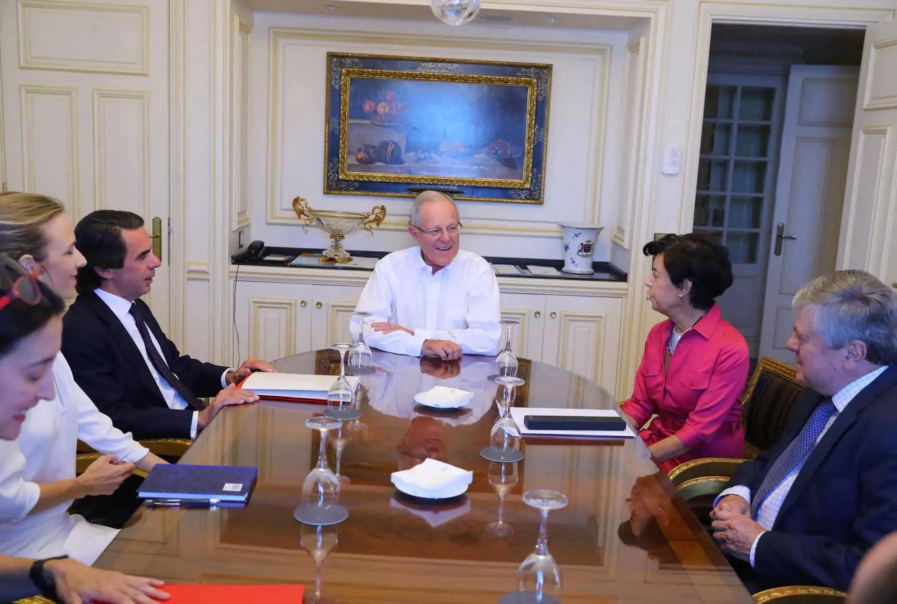 El jefe del Estado, Pedro Pablo Kuczynski, sostiene diálogo con padres del líder venezolano Leopoldo López.Foto: ANDINA/ Andres Valle - Presidencia