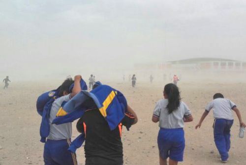 Los vientos fuertes se presentan principalmente en la Costa peruana y generan levantamiento de polvo. Foto: ANDINA/archivo.