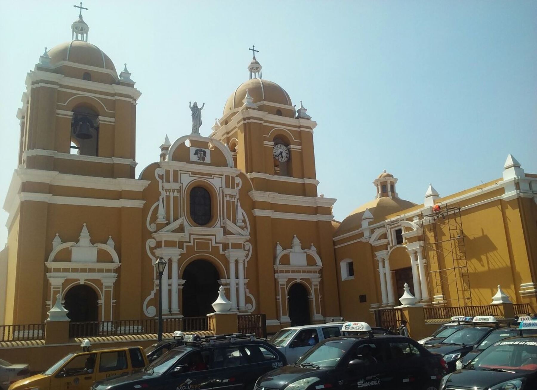 Catedral de Trujillo celebró con campanazo la noticia de visita de papa Francisco. ANDINA/Luis Puell