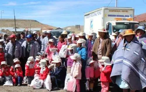 La Fuerza Aérea del Perú (FAP) realizará, los días 13 y 24 de agosto, el ejercicio operacional aéreo denominado “Alas de Esperanza IV” en los departamentos de Ayacucho y Ucayali, para atender a las poblaciones afectadas por las heladas y el friaje. ANDINA/Difusión