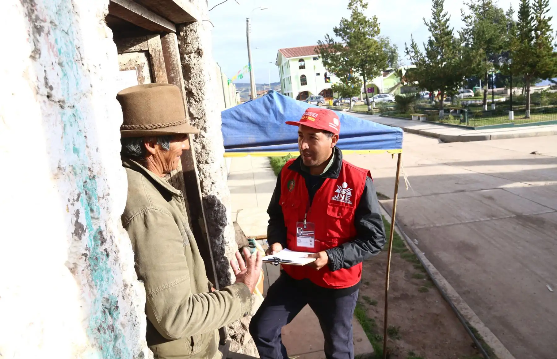 Personal del JNE fiscaliza padrón electoral para comicios ediles del 10 de diciembre