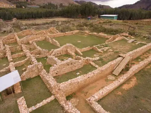 El Ministerio de Cultura informó que en coordinación con la Dirección Desconcentrada de Cultura de La Libertad se vienen realizando esfuerzos para controlar y extinguir un incendio en la parte baja de las zonas aledañas al sitio arqueológico de Marcahumachuco, en el sector Cerro Viejo. ANDINA