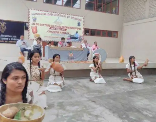 Con la finalidad de reivindicar y preservar la cultura moche, en el distrito lambayecano de Mórrope se oficializó al 29 de junio como el Día de la Identidad Cultural Muchik Morropense, anunció hoy el alcalde de esta localidad, Gustavo Cajusol Chapoñán.