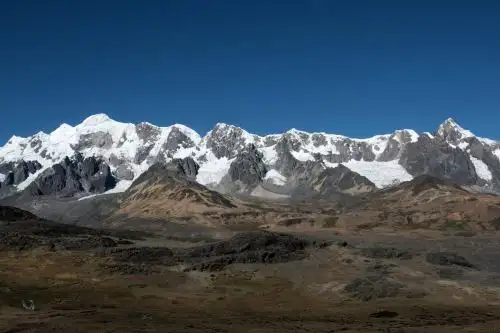En su apuesta por el aprovechamiento sostenible de su patrimonio natural y enorme biodiversidad, la región Cusco lidera las iniciativas para la creación de nuevas áreas naturales protegidas, con dos nuevas propuestas referidas al Área de Conservación Regional Ausangate y la Reserva de Biosfera Avireri Vraem. ANDINA/Jack Ramón
