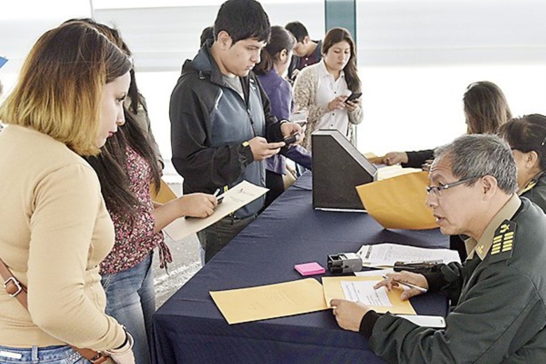 Servir capacitará al personal civil que ingrese a trabajar a comisarías de Lima. Foto: ANDINA/archivo.