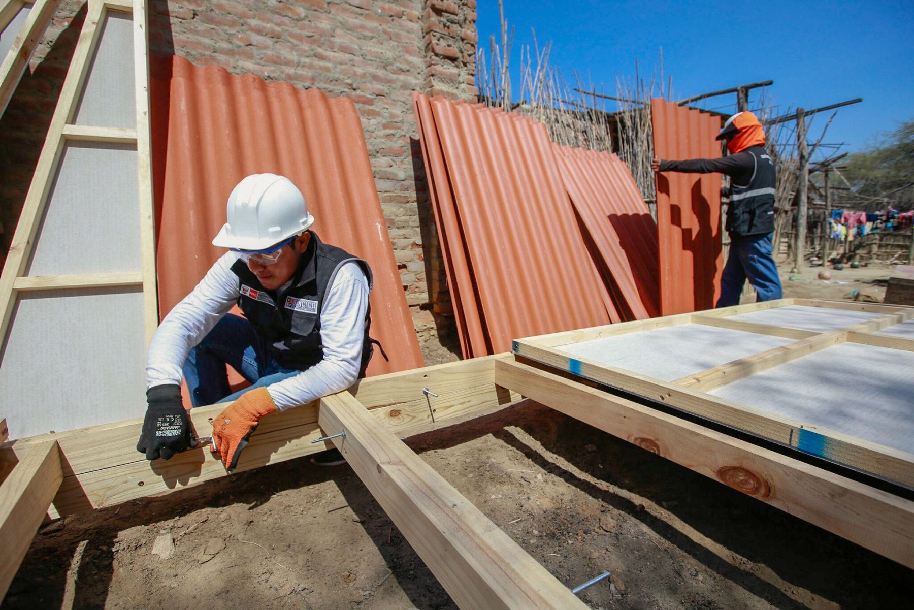 PPK: el primer paso de la Autoridad para la Reconstruccion con Cambios es asegurarse de que este año todos los damnificados cuenten con una casa temporal, segura y cómoda. Foto: ANDINA/Difusión.