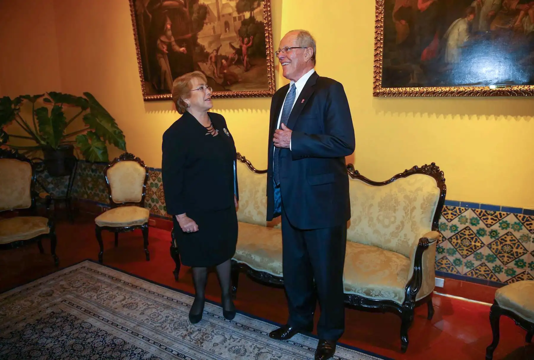 Los presidentes del Perú, Pedro Pablo Kuczynski, y de Chile, Michelle Bachelet, se reunen con empresarios de ambos países en la sede de la Cancillería, en el marco del Encuentro Presidencial y I Gabinete Binacional Perú-Chile. Foto: ANDINA/ Prensa Presidencia