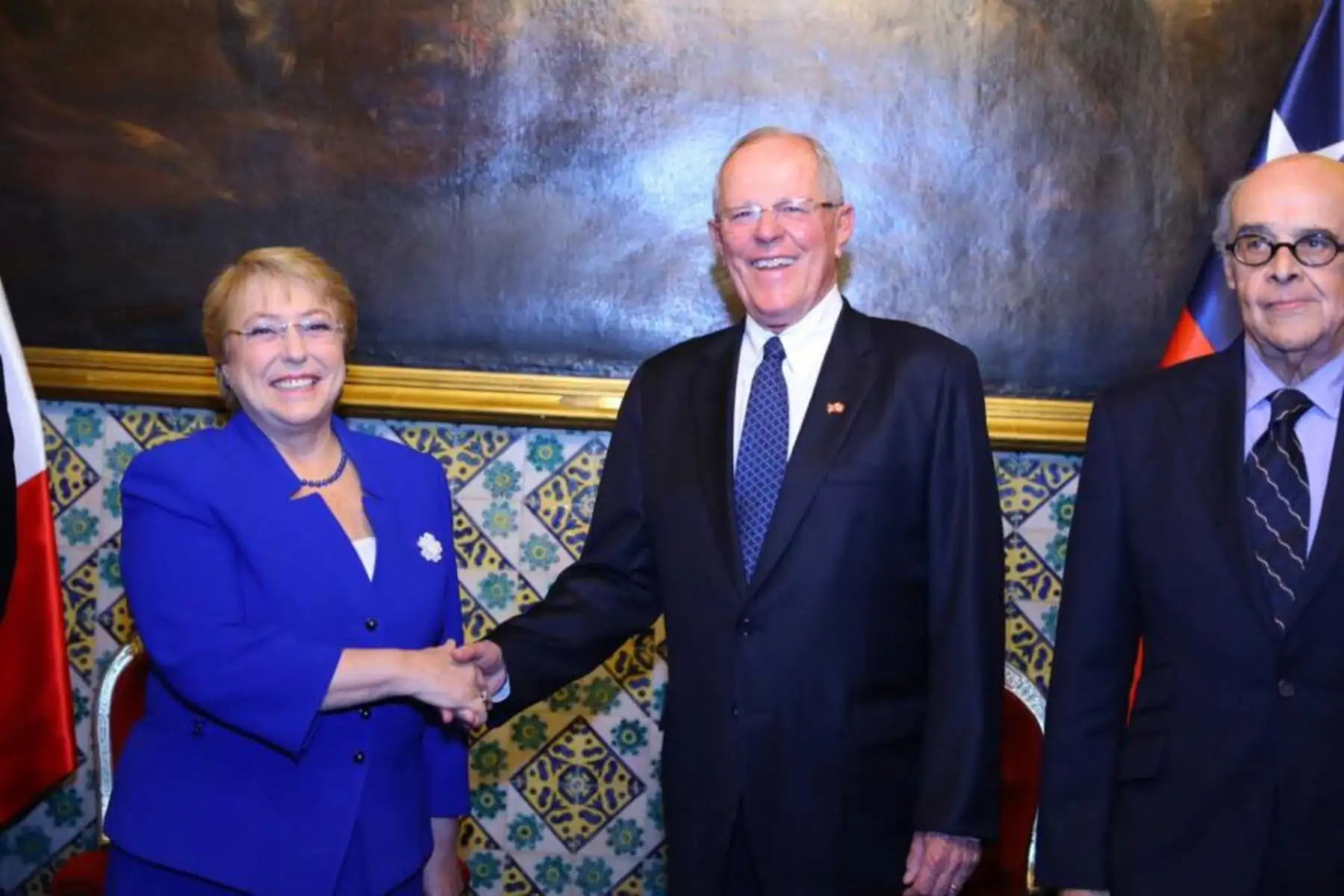 Kuczynski y Bachelet sostienen encuentro bilateral en Cancillería. Foto: Difusión.