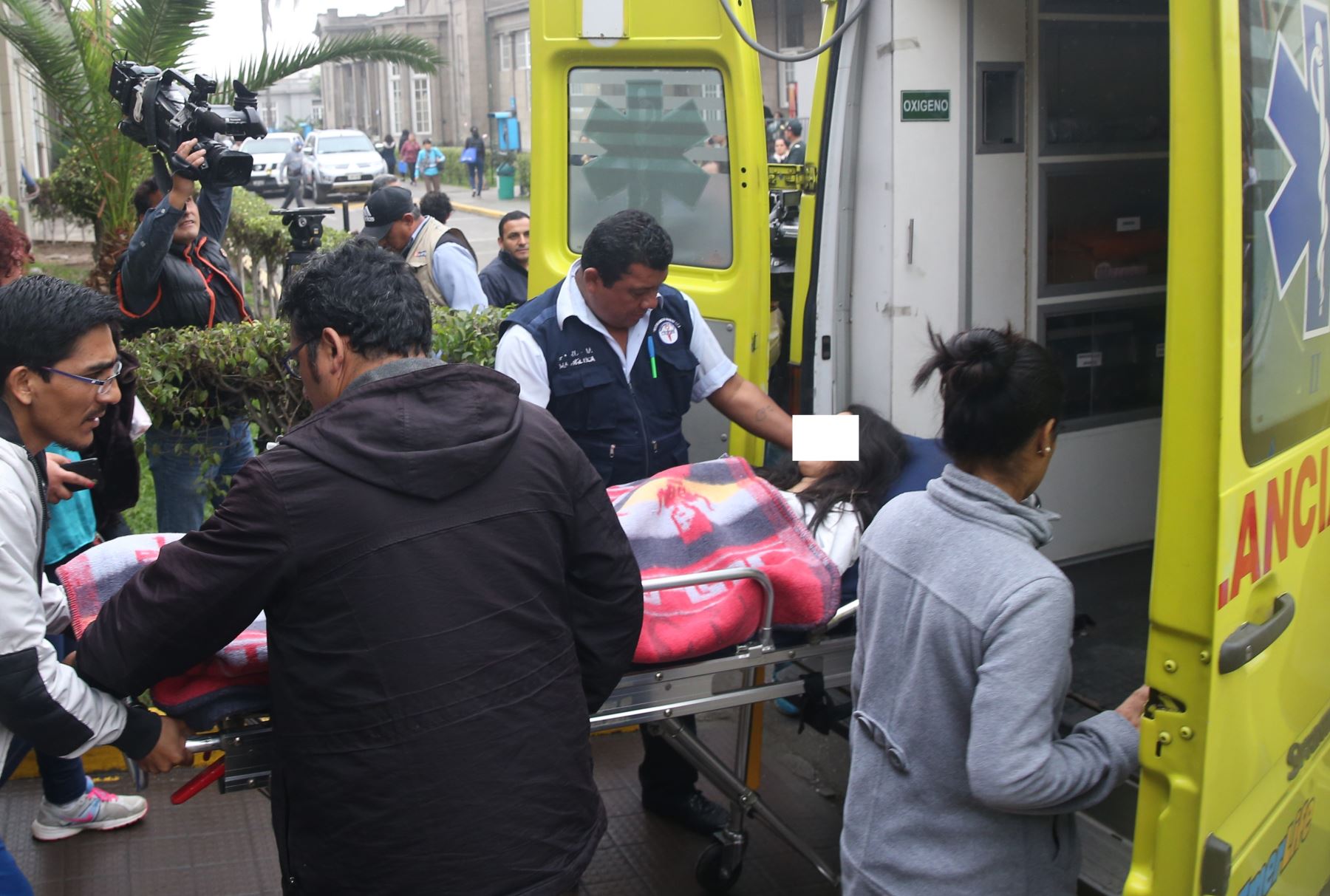 Minsa comunica que 15 heridos del accidente en el Cerro San Cristóbal ya salieron de alta. ANDINA/Oscar Farje