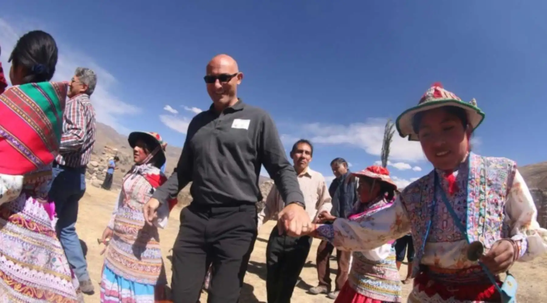 Después de tres días de recorrer el Valle de los Volcanes, ubicado en la provincia de Castilla y el Cañón del Colca, en la provincia de Caylloma, los evaluadores Ilias Valiakos y Maurizio Burlando, comprobaron la riqueza geológica, natural, cultural y turística de la zona, en la que se sustenta la solicitud de declaración como geoparque.