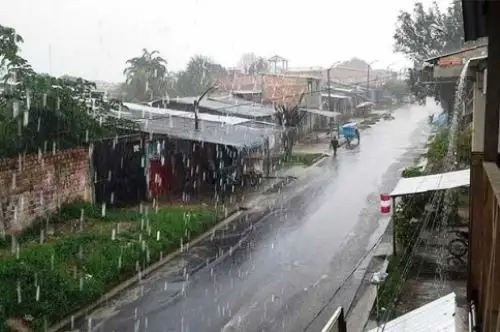 El Servicio Nacional de Meteorología e Hidrología (Senamhi) informó que hoy se inicia el primer friaje del año en la selva peruana, que acentúa el descenso de la temperatura mínima, en especial en las regiones del sur. ANDINA/Difusión