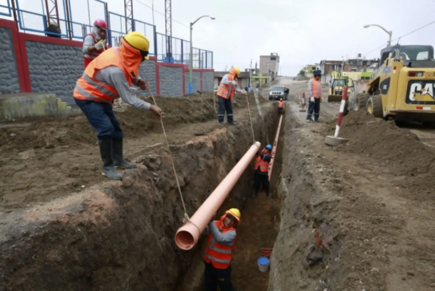 Las Obras por Impuestos constituyen un mecanismo de inversión pública con participación del sector privado que permite una eficaz ejecución de los proyectos y que viene siendo utilizado en el proceso de Reconstrucción con Cambios en las regiones afectadas por El Niño Costero. ANDINA/Difusión