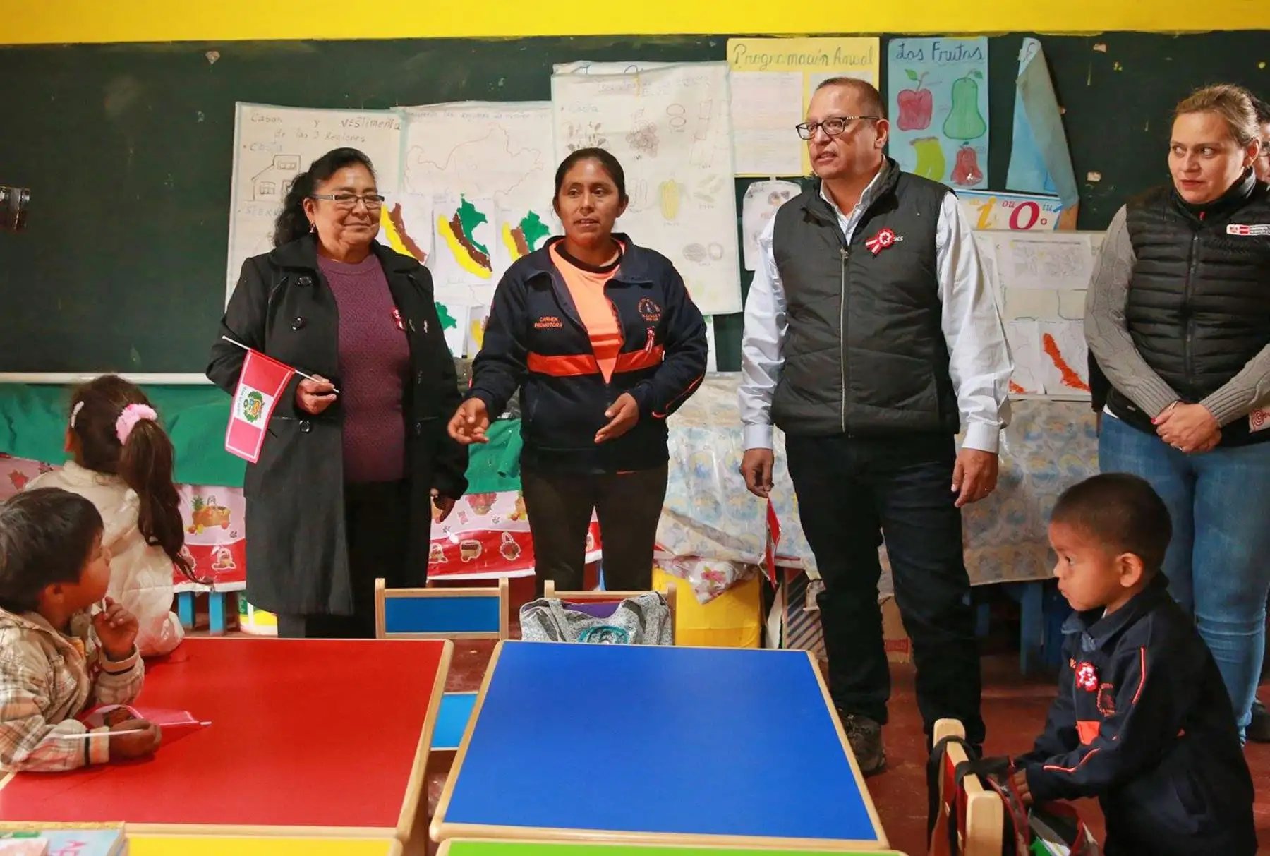 Ministro Gonzalo Tamayo inaugura obras de electrificación rural en Chincha. ANDINA/Dante Zegarra