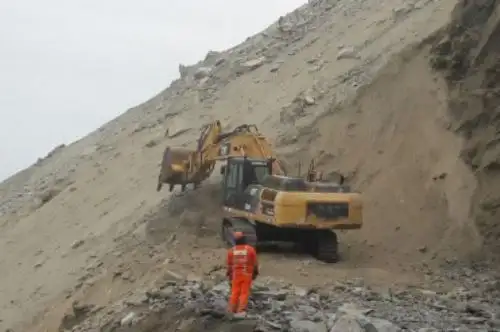 Panamericana sur sigue interrumpida en el tramo Atico-Ocoña.