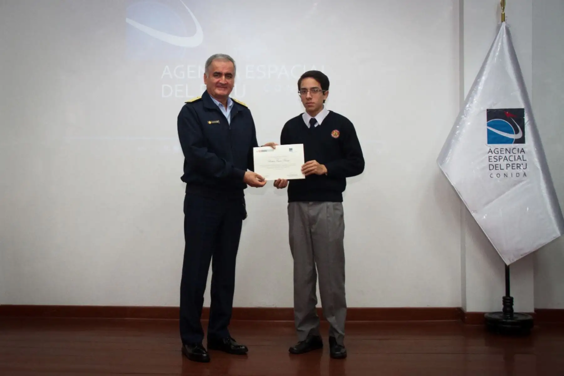 Sebastián Cueva Foto: Mindef