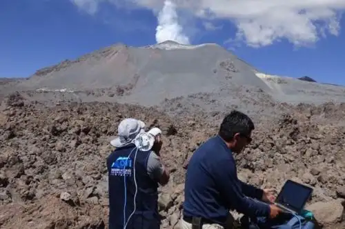 Ingemmet elaborará mapa de peligro del volcán Chachani. ANDINA/Difusión
