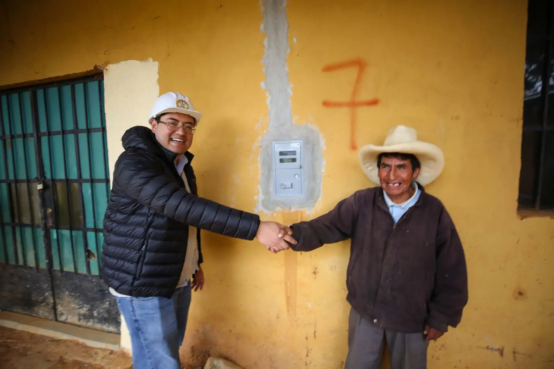 MEM ejecuta obras de electrificación por S/ 25 millones