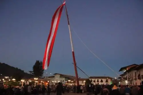 Con este acto se  inicia la festividad de la Virgen de Alta Gracia y la celebración por los 446 de la Fundación de la Ciudad de Huamachuco.