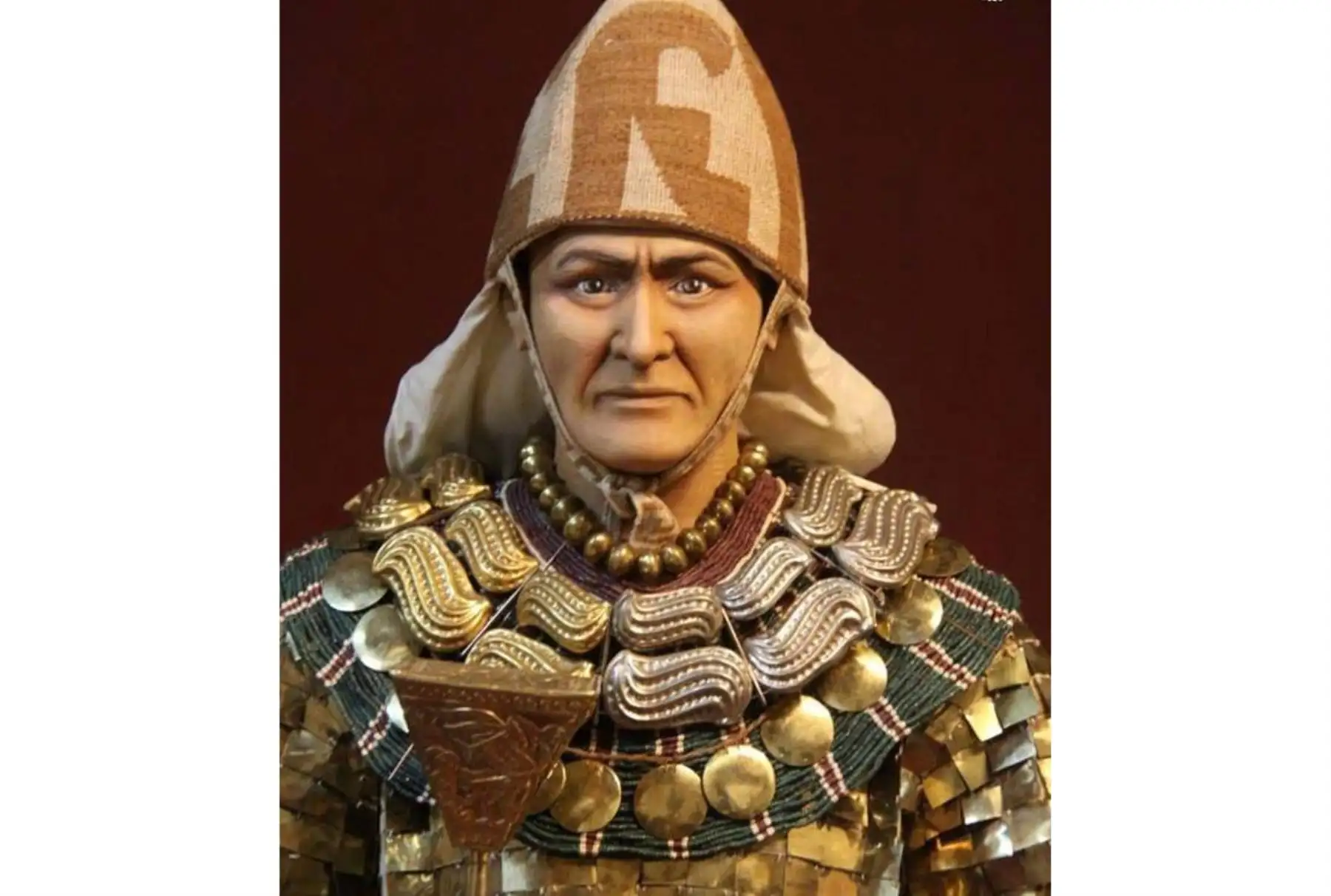 más de 7,000 turistas admiraron rostro reconstruido del Señor de Sipán
