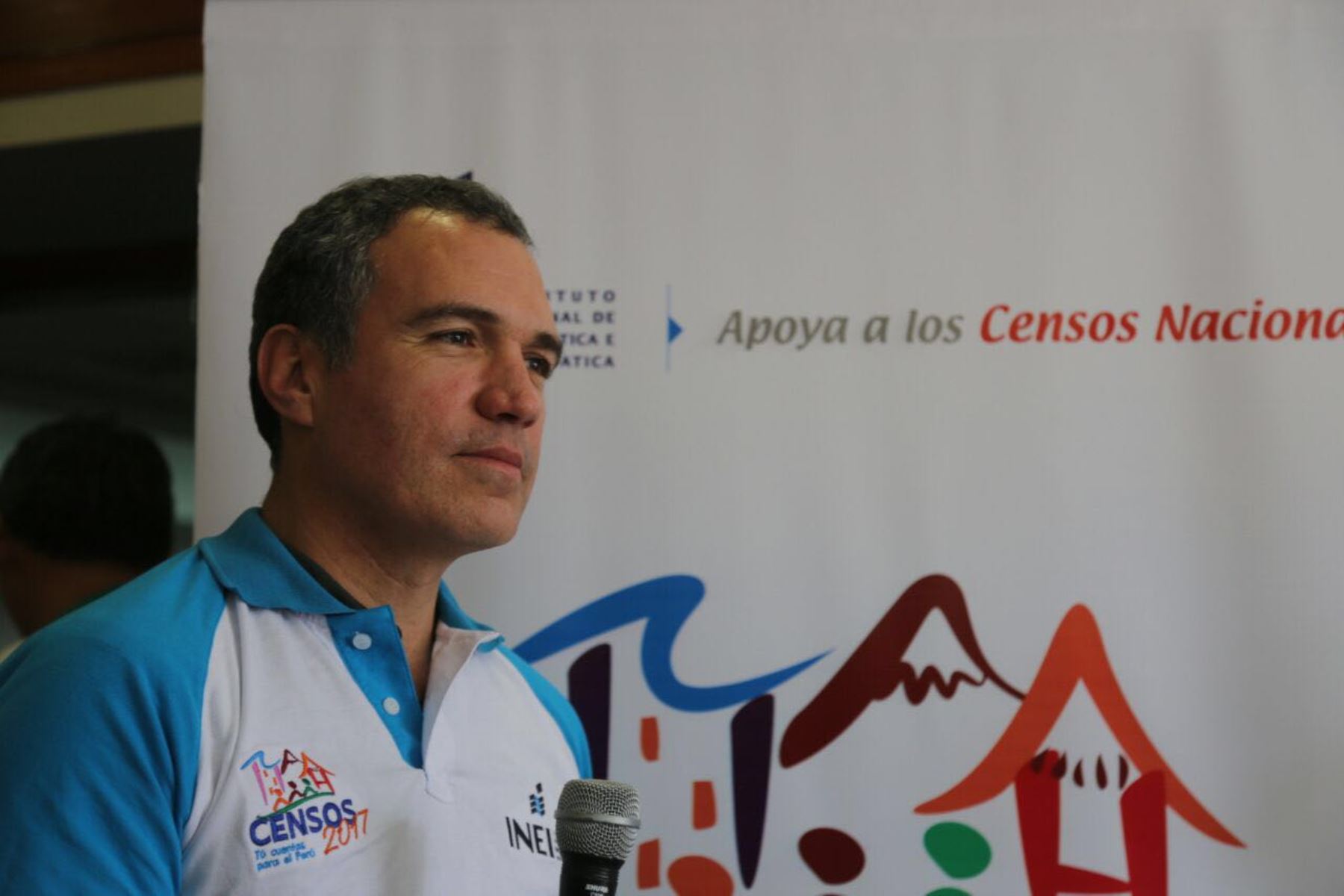 Ministro de Cultura, Salvador del Solar, insta a la población a participar en censos nacionales.