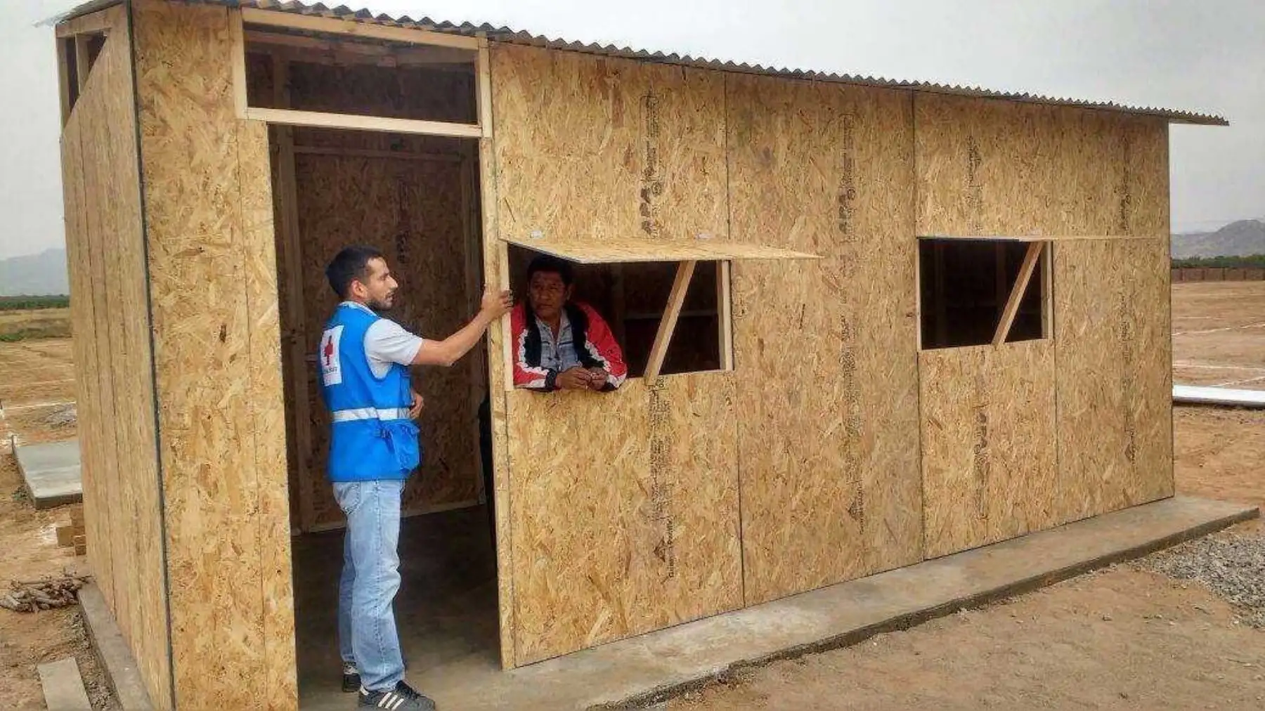 Familias damnificadas del caserío Tres Puentes “A”, se  beneficiarán gracias al apoyo gestionado por la Municipalidad Distrital y el Centro Regional de Operaciones de Emergencia (COER) ante la Embajada de Australia.