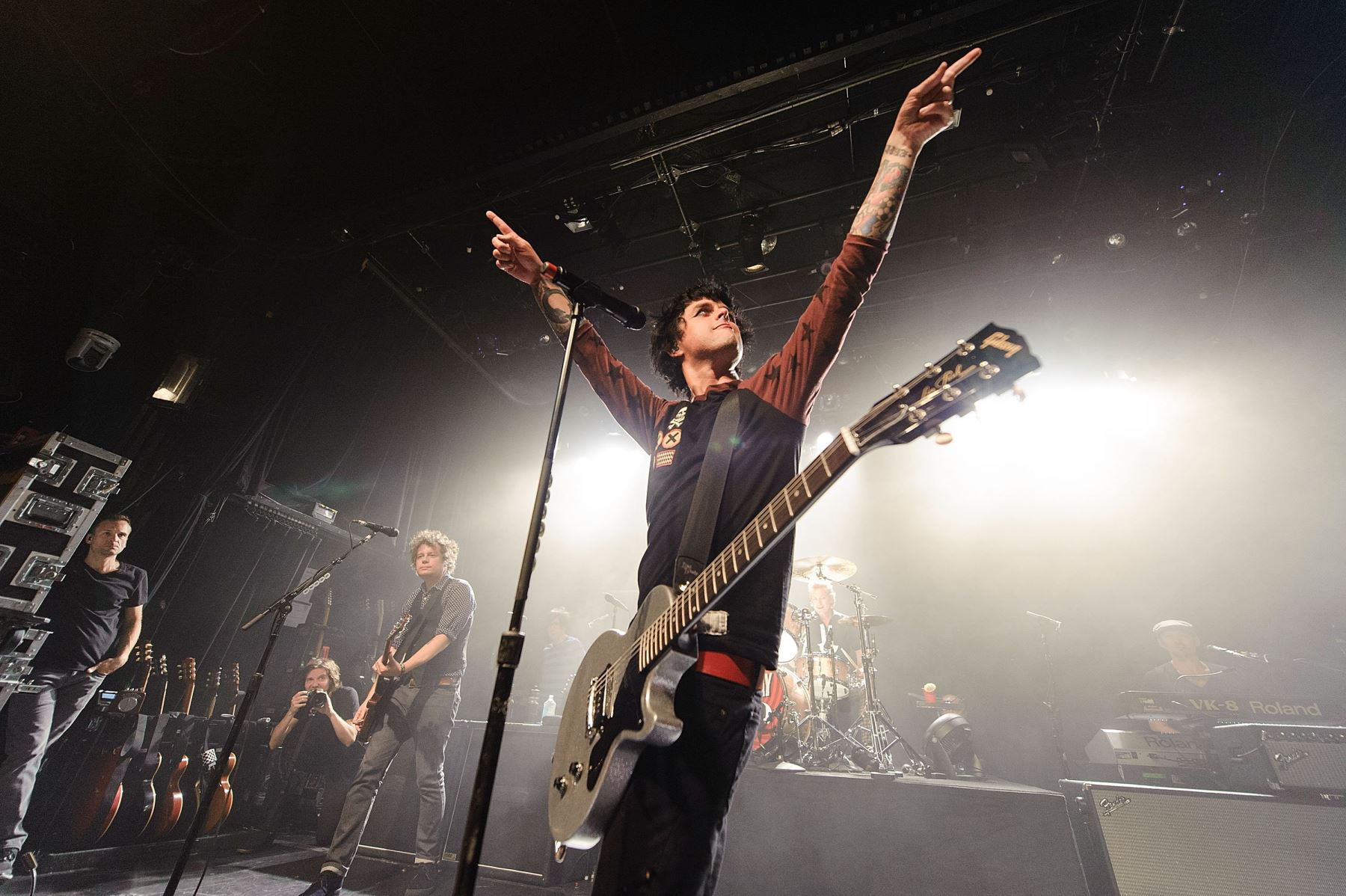 Vocalista de Green Day sorprende en sus conciertos.