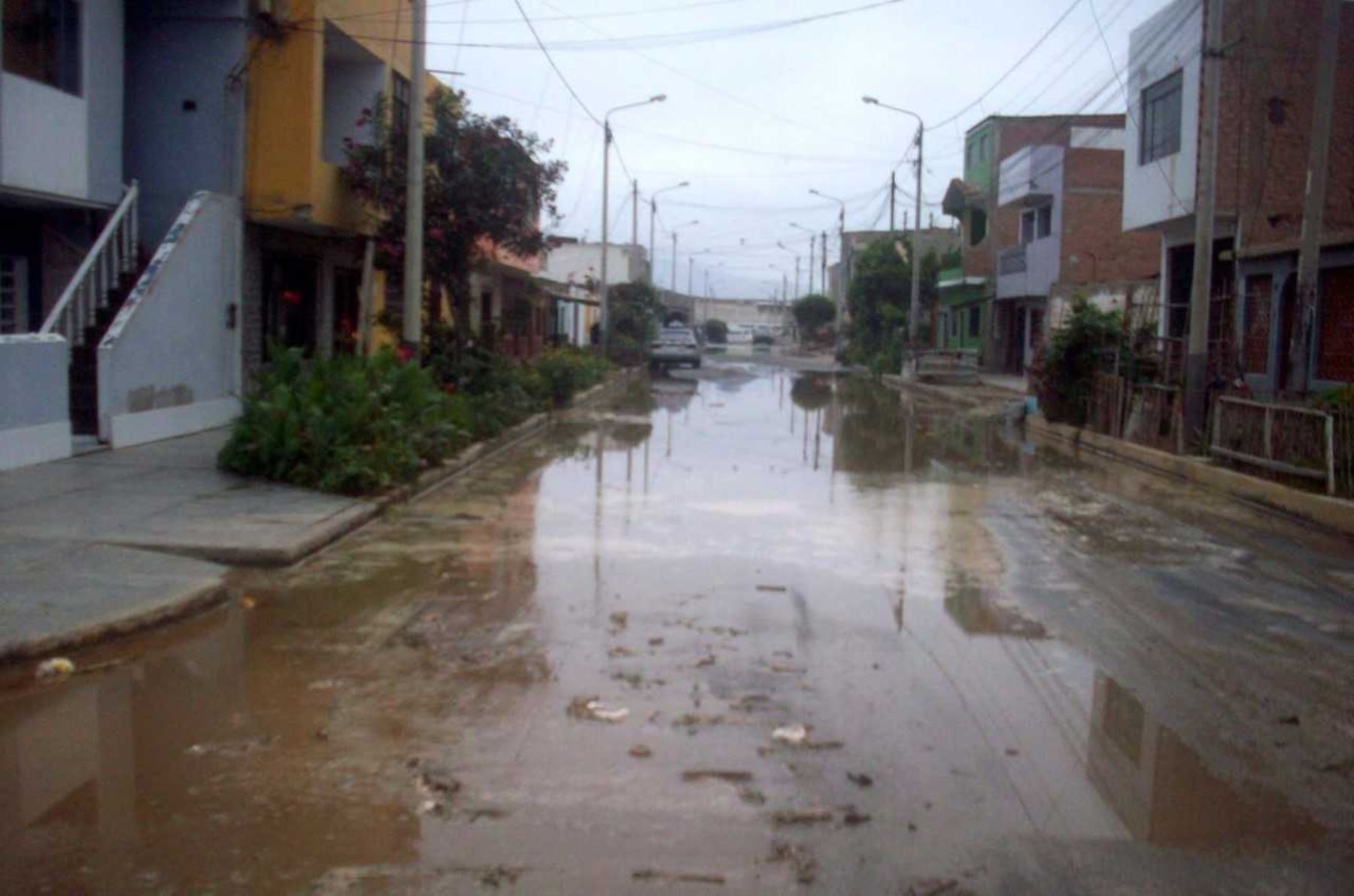 Oleajes anómalos que alcanzaron su máxima intensidad durante la madrugada y la noche de ayer sábado.