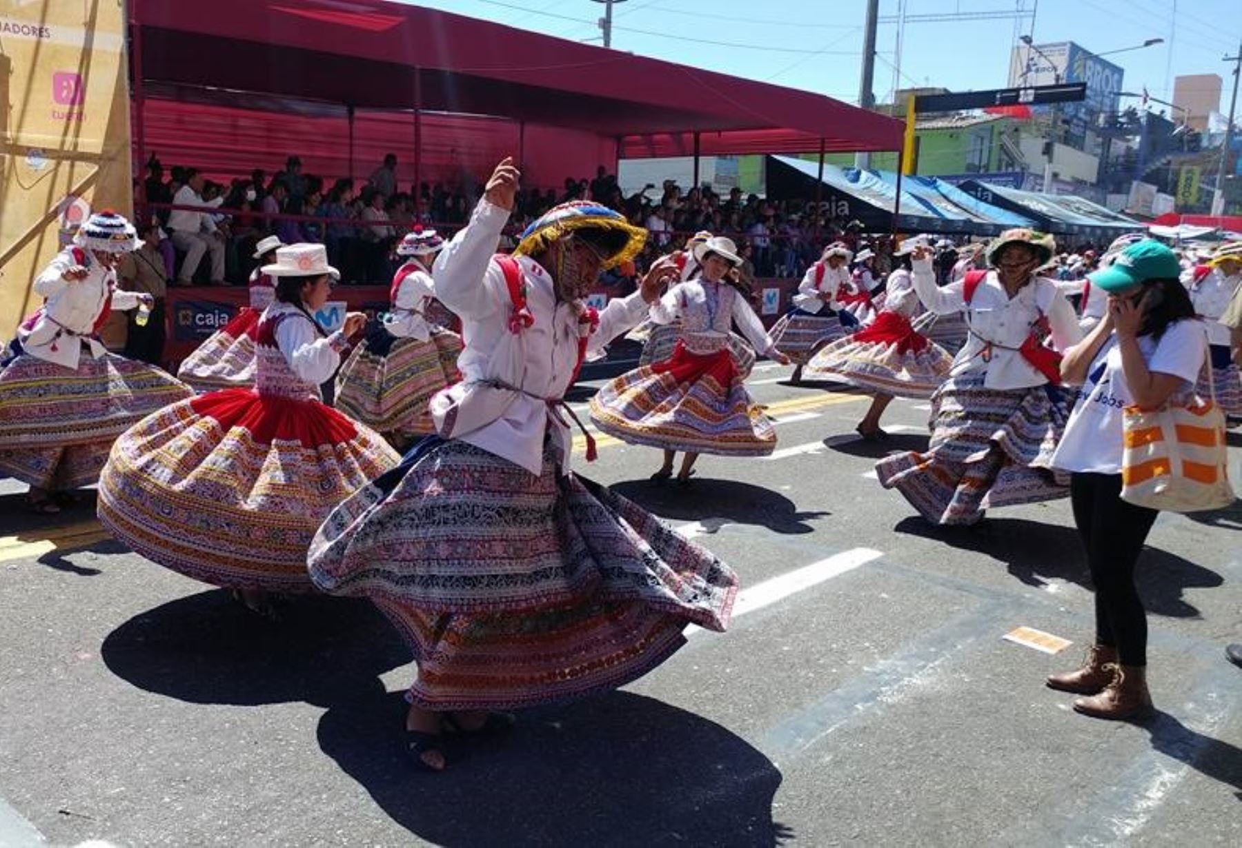 Corso de la Amistad celebra aniversario de Arequipa. ANDINA