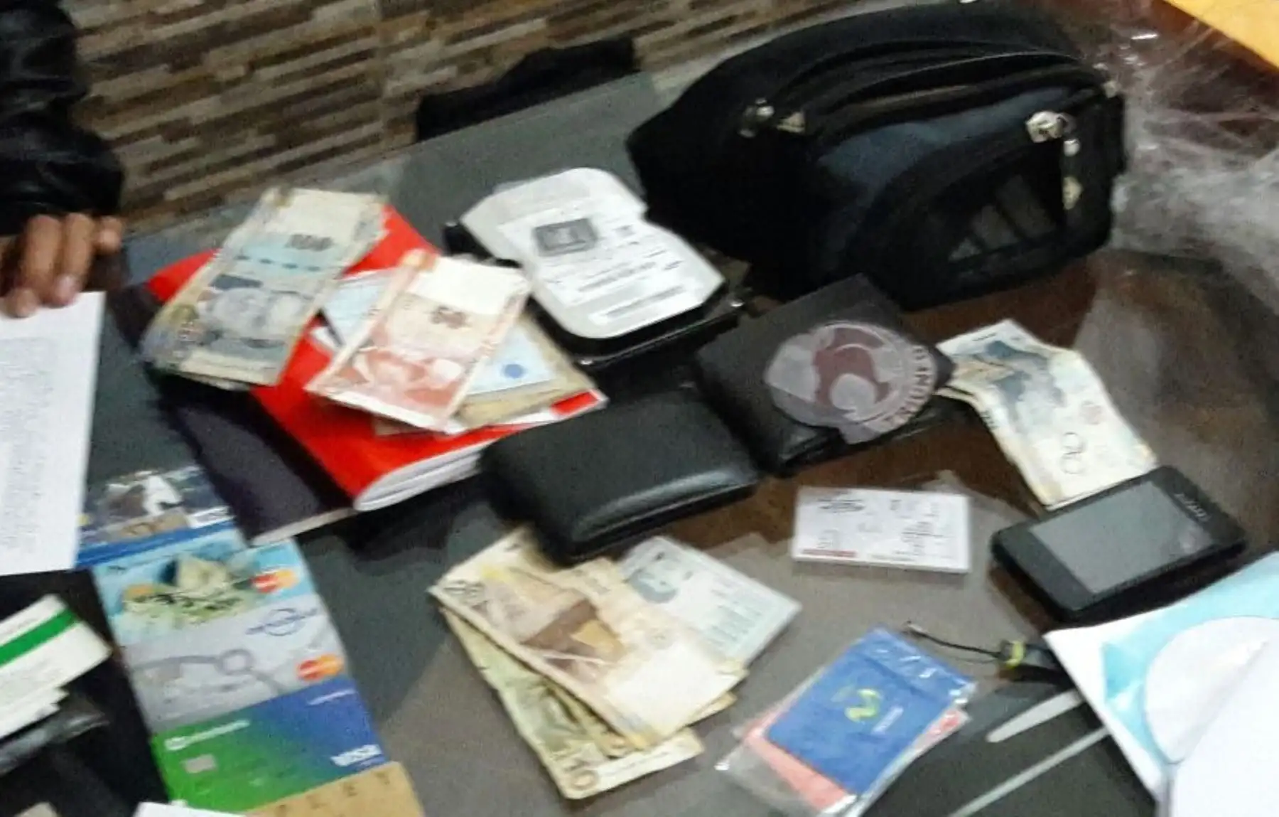 La Fiscalía Especializada contra la Criminalidad Organizada de La Libertad, con el apoyo de la Policía Nacional, desarrolló un megaoperativo que permitió la desarticulación de la organización criminal los Ángeles Negros, con la detención de 22 de sus integrantes.