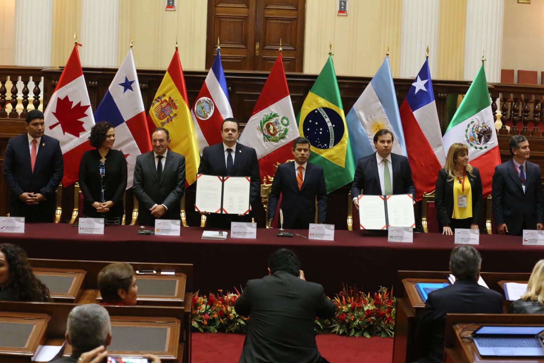 Presidentes de parlamentos de países Iberoamérica.