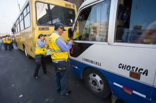 Entre las sancionadas figuran las rutas conocidas como “chosicanos”. Foto: Difusión