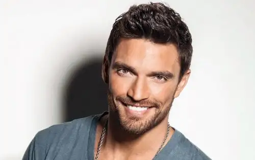 Julián Gil llegó a Lima para ser parte del rodaje de Locos de amor 2.