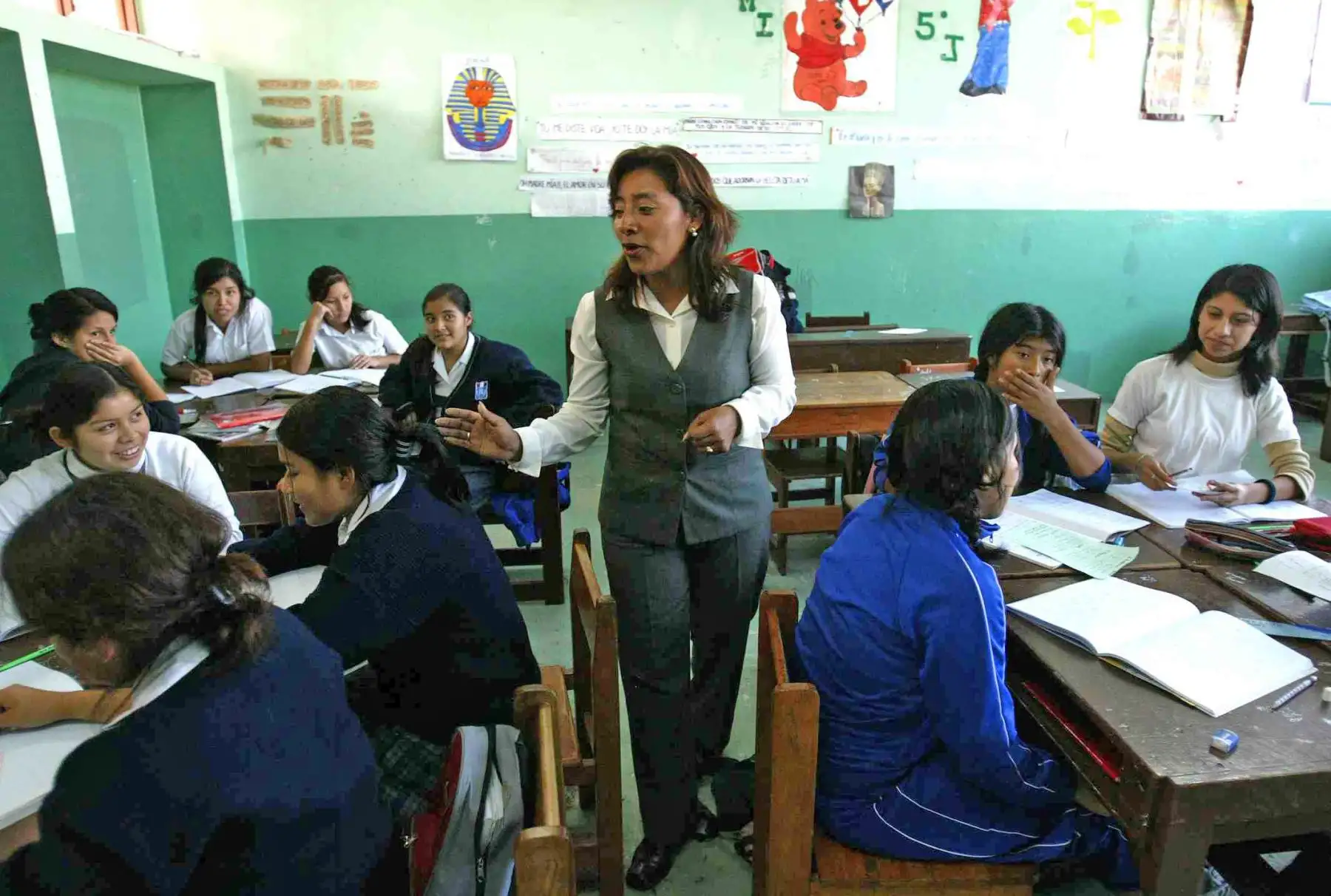 Maestra trabajando. Foto: ANDINA/Difusión